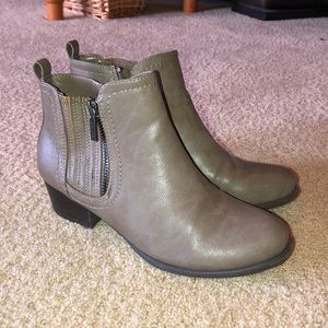Unisa ankle boots grey